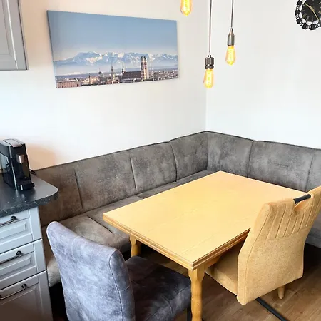 Gemütliches Privatzimmer / Garten / in geteilten Haus / nahe München Zentrum Exterior foto